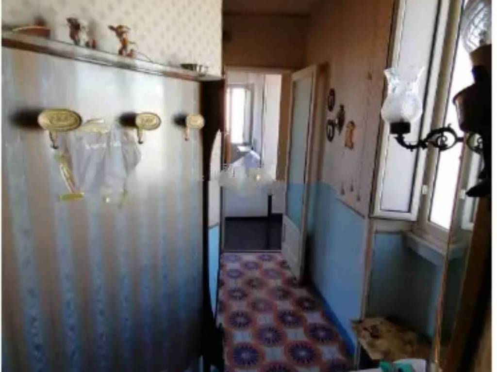 Appartamento a Valguarnera caropepe in Via Sant'Elena - Foto 4