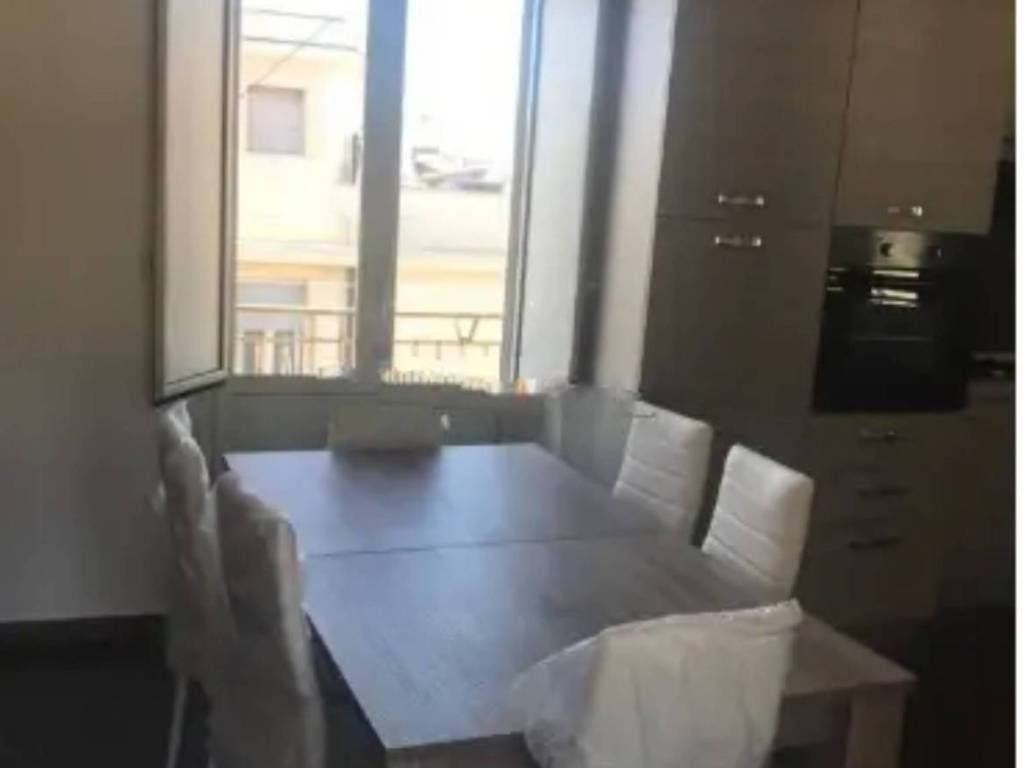 Appartamento a Valguarnera caropepe in Via Sant'Elena - Foto 5