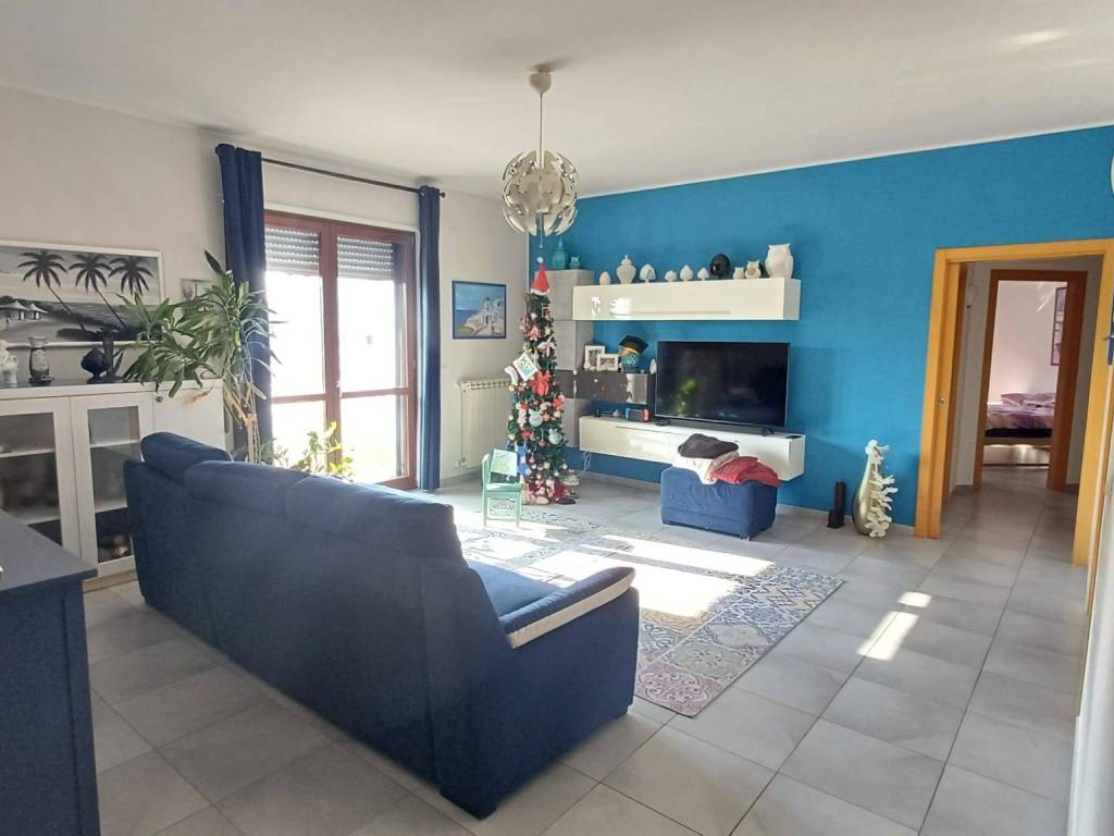 Appartamento a Francavilla fontana in Via Anna Buongiorno - Foto 5