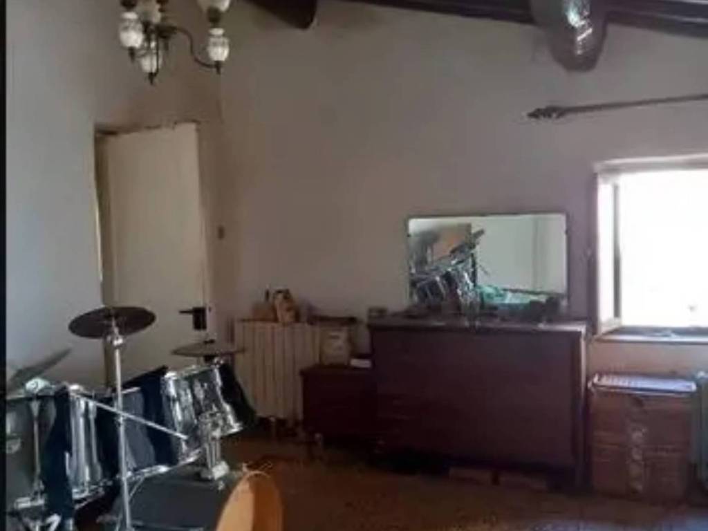 Appartamento a Bucine in Via Municipio - Foto 3