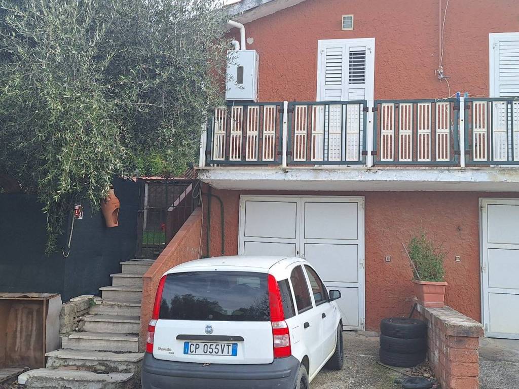 Appartamento a Scandriglia in Via Barbara - Foto 2