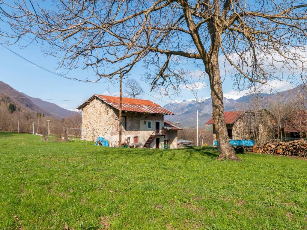 Rustico / casale a Demonte in Localita' Soprana Festiona , SNC - Foto 2