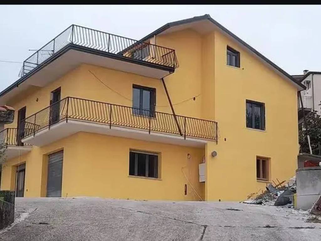 Villa a Fragneto monforte in Via delle Mongolfiere - Foto 2