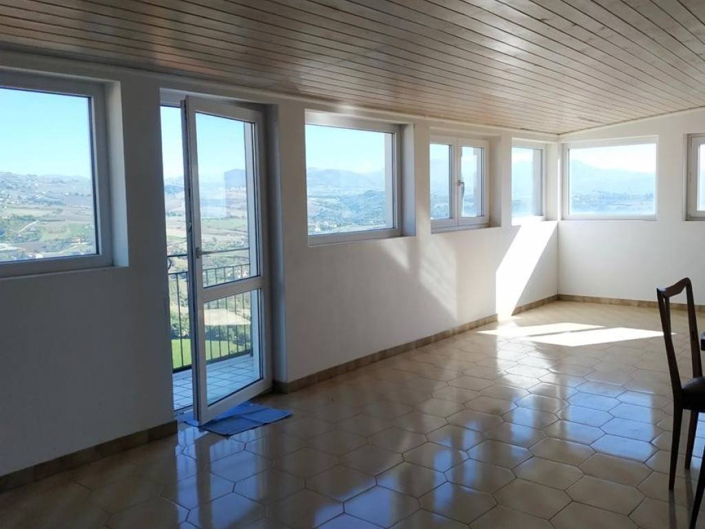 Attico / mansarda a Picerno in Via Santa Lucia, 1 - Foto 3