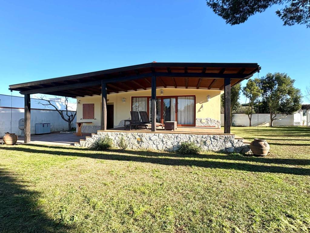 Villa a Terracina in Strada Provinciale Badino II - Foto 2