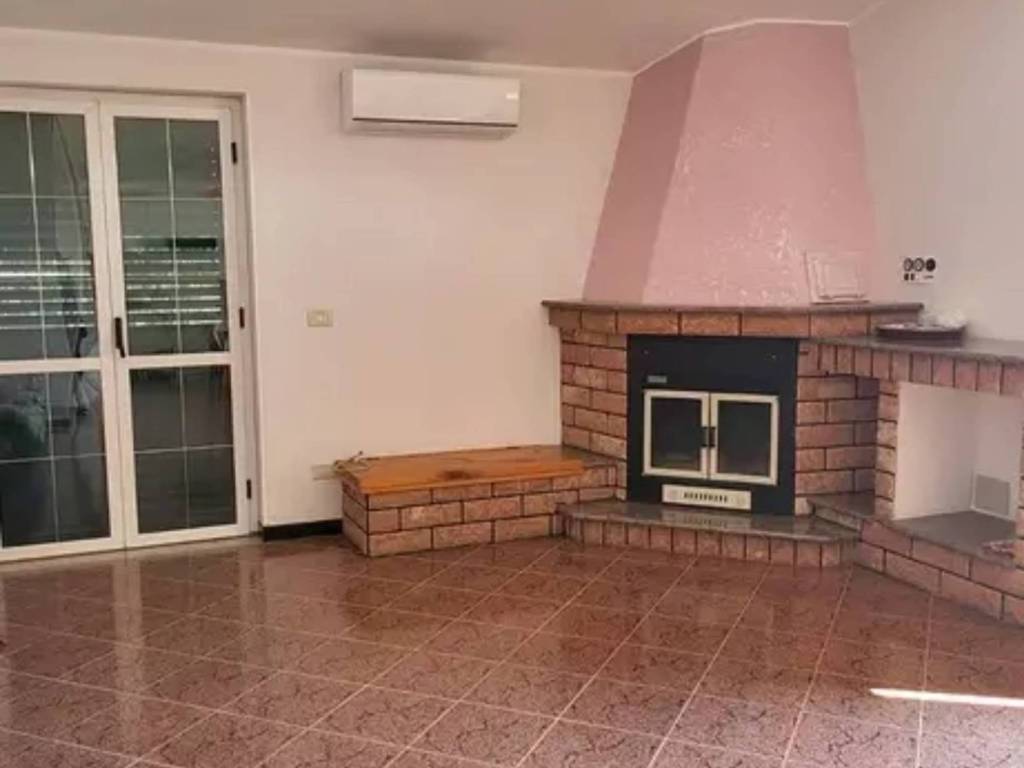 Casa indipendente a Zagarise in Via Guglielmo Marconi - Foto 2