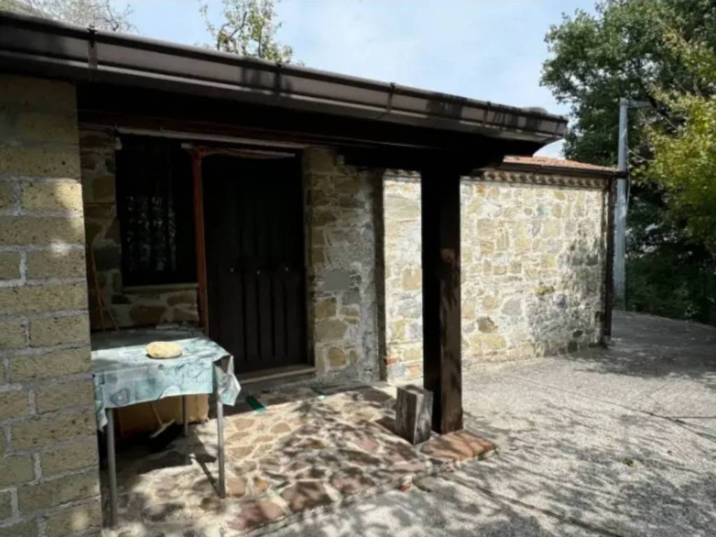 Casa indipendente a Viggianello in Frazione Santo Ianni - Foto 2