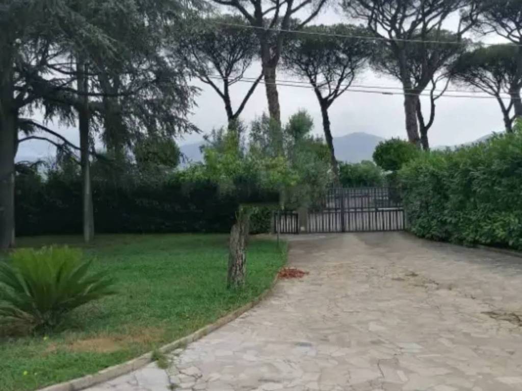 Casa indipendente a Latina in Via Appia - Foto 2