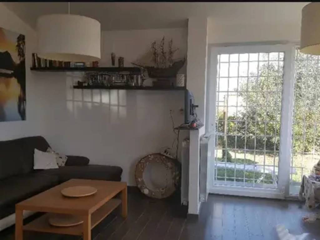 Appartamento a Latina in Strada Gian Filippo - Foto 4