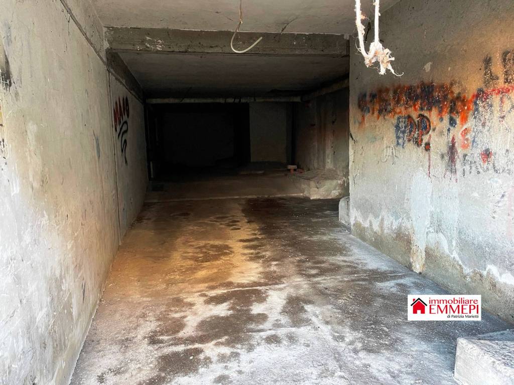 Box / garage a Tolfa in Via della Concia, 17 - Foto 3