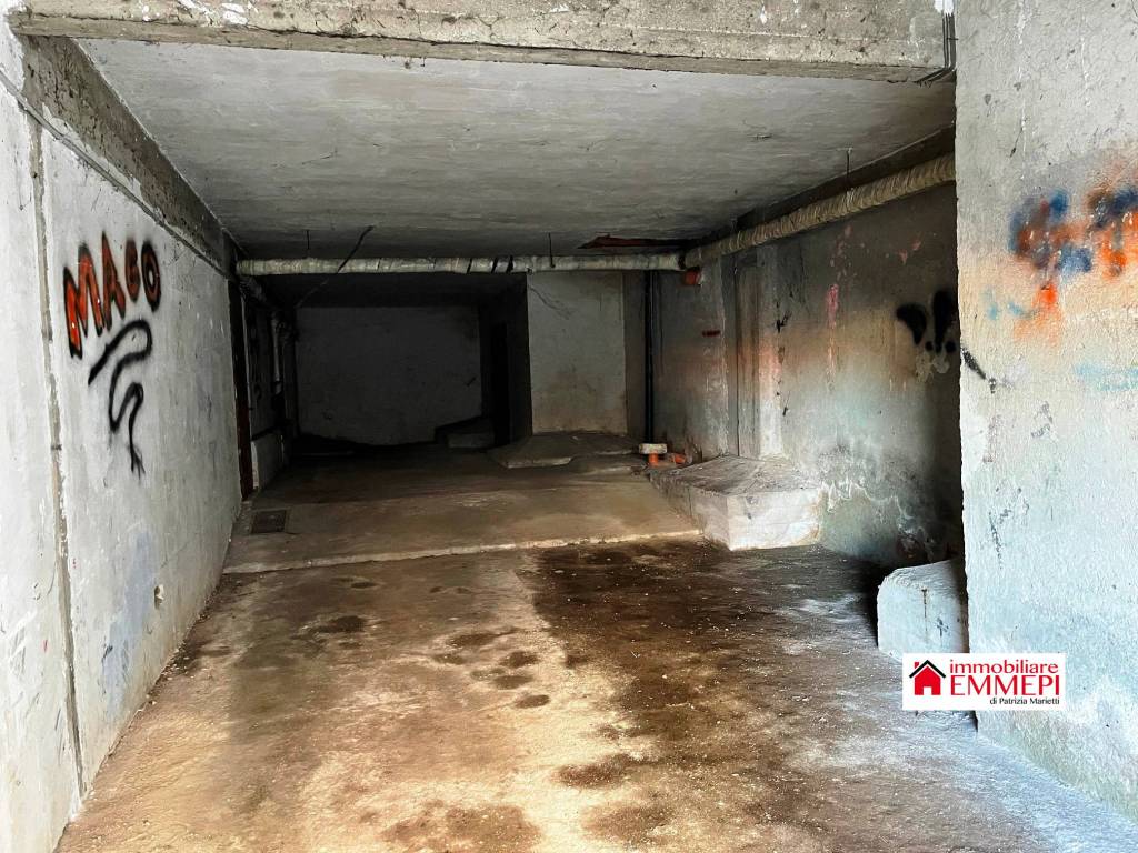 Box / garage a Tolfa in Via della Concia, 17 - Foto 4