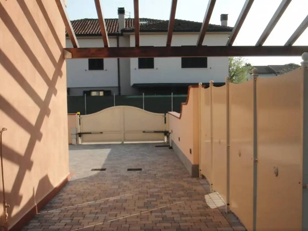 Villa a San giuliano terme in Via Francesco Pardi - Foto 3