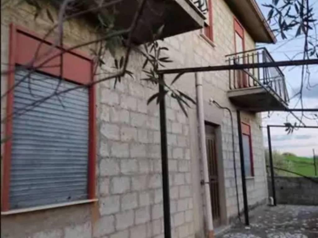 Casa indipendente a Nissoria in Contrada Favara - Foto 2