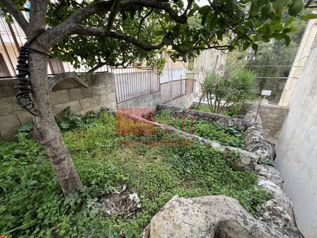 Palazzo / stabile a Modica in Via Modica Sorda - Foto 4