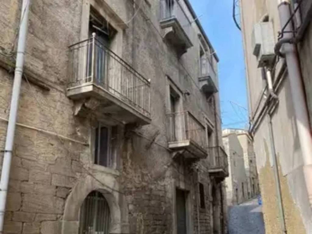 Appartamento a Nicosia in Via Bernardo Provenzale - Foto 3
