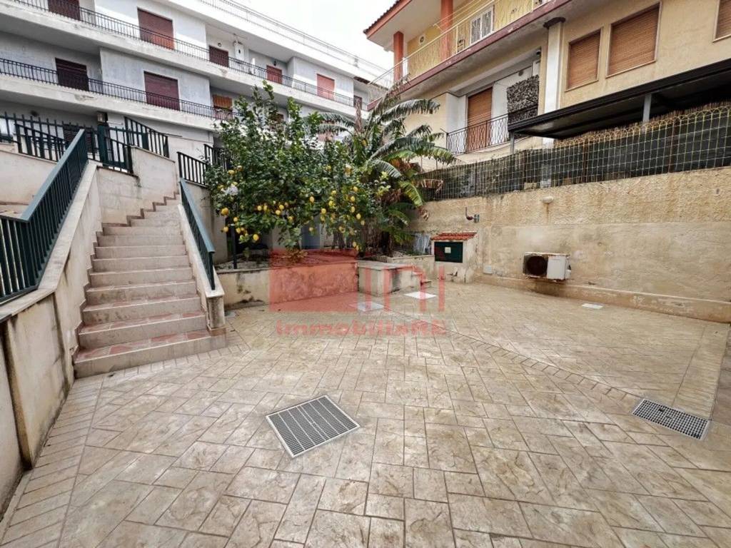 Appartamento a Pozzallo in Via Ciro Menotti - Foto 3