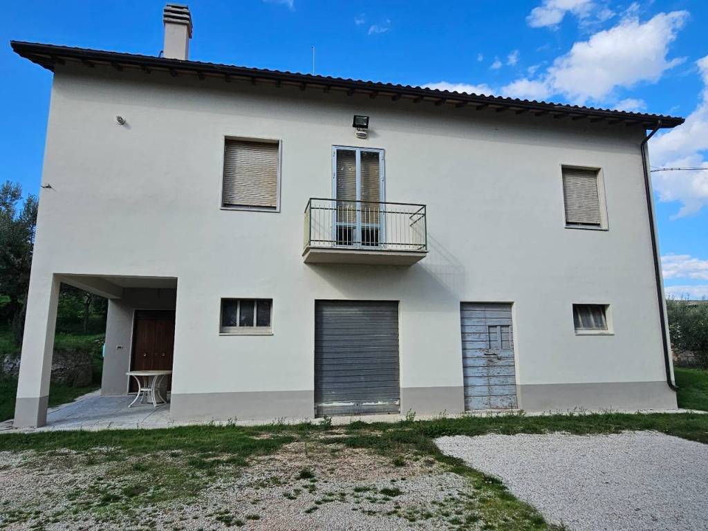 Casa indipendente a San severino marche in Località Biagi - Foto 2