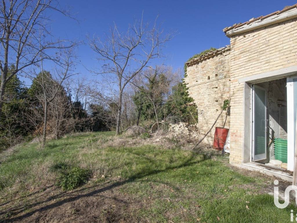 Rustico / casale a Montegiorgio in Via contrada selve, 2 - Foto 2