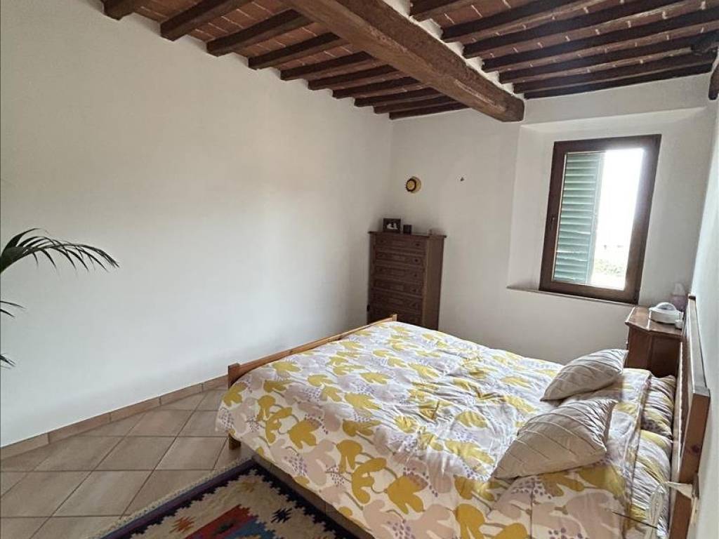 Appartamento a Castiglione del lago in Viale II Agosto, 45 - Foto 2