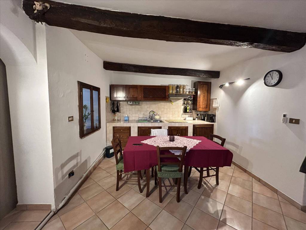 Appartamento a Castiglione del lago in Viale II Agosto, 45 - Foto 3