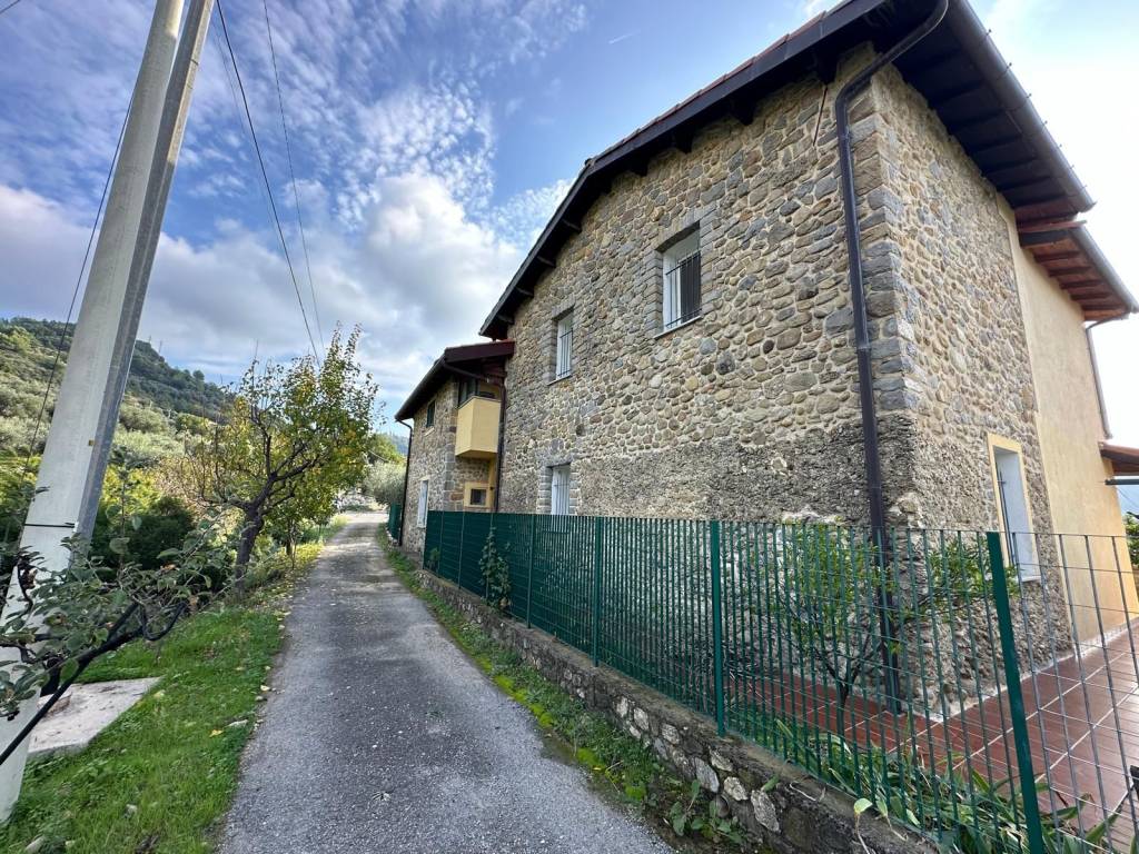 Villa a Camporosso in Località Case Magauda - Foto 2