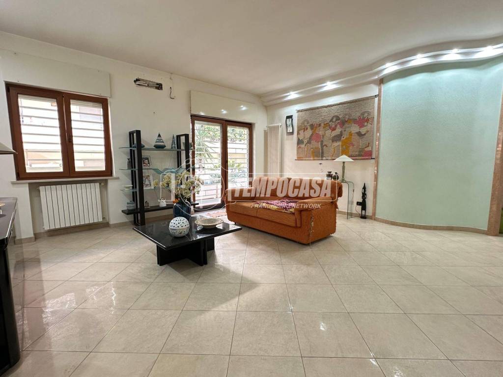 Casa indipendente a Bitritto in Via Carlo Alberto - Foto 1