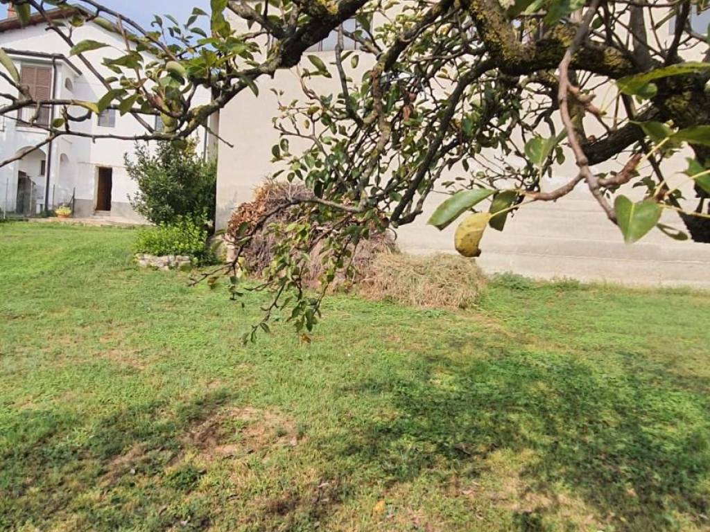 Rustico / casale a Calliano in Via Camillo Benso di Cavour, 29 - Foto 2