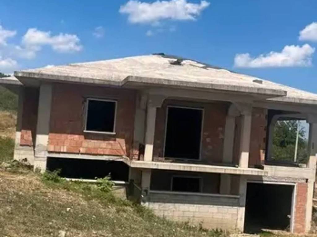 Villa a Campobasso in Strada Interpoderale Lammerti - Foto 2