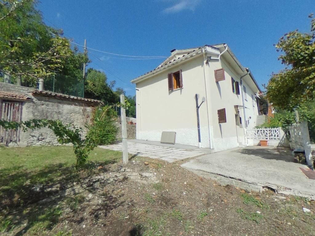 Casa indipendente a Greccio in Via Cerroneto - Foto 2