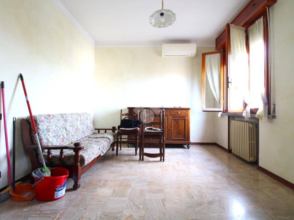 Appartamento a Mirandola in Via podgora, 43 - Foto 5