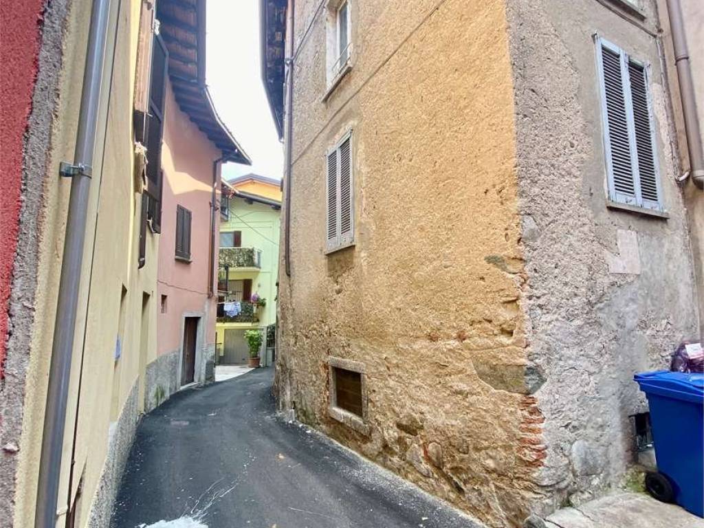 Rustico / casale a Valmadrera in Via Parini, 7 - Foto 3