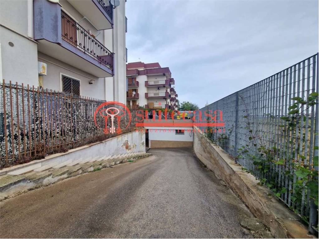 Box / garage a Trani in corso Don Luigi Sturzo - Foto 4