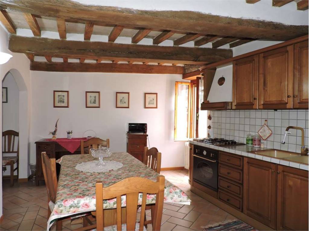 Appartamento a Umbertide in via Vittorio Veneto - Foto 3