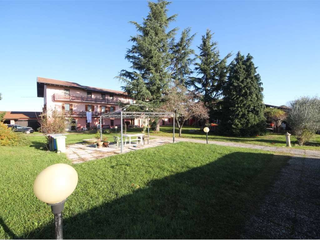 Rustico / casale a Oleggio - Foto 5