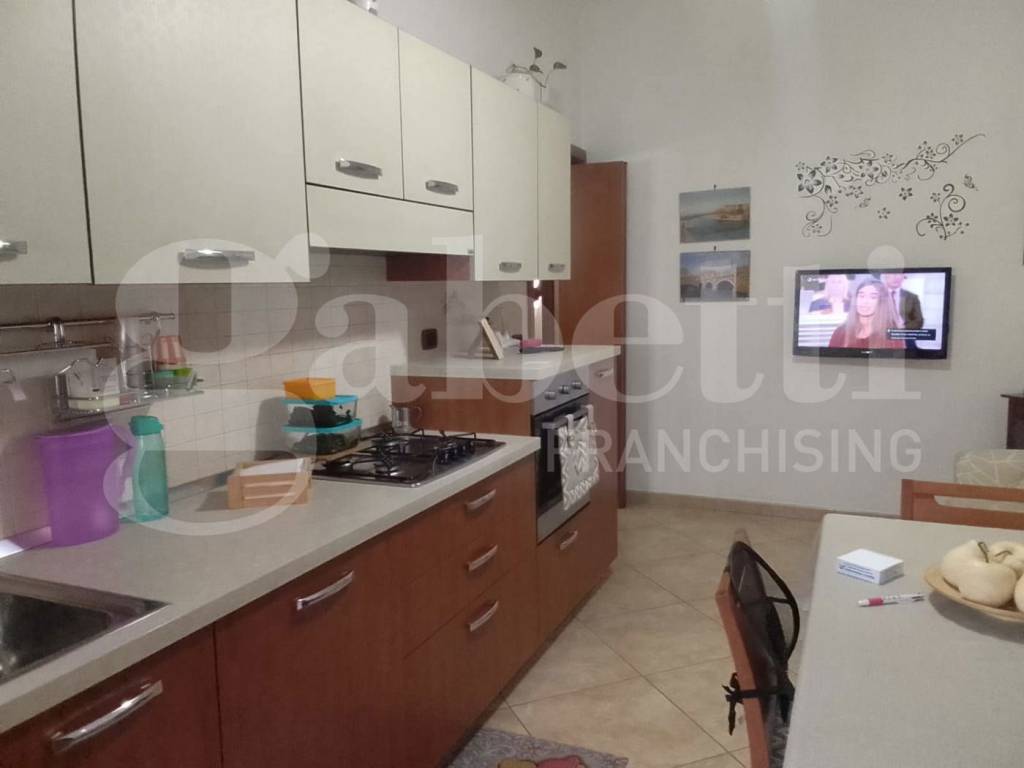 Appartamento a Taranto in VIA MASSIMO D'AZEGLIO , SP - Foto 2