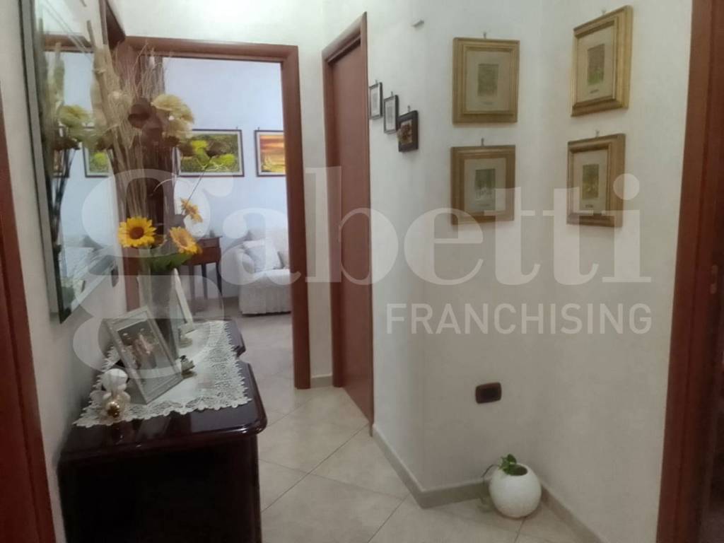 Appartamento a Taranto in VIA MASSIMO D'AZEGLIO , SP - Foto 3