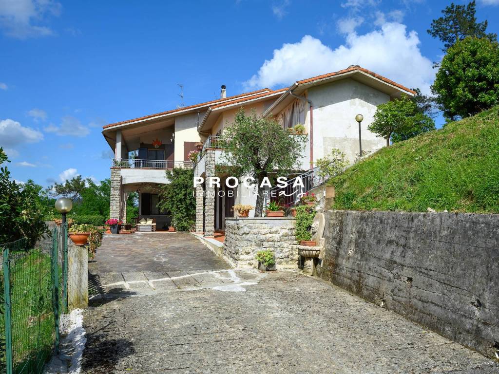 Villa a La spezia in Via Buonviaggio - Foto 2