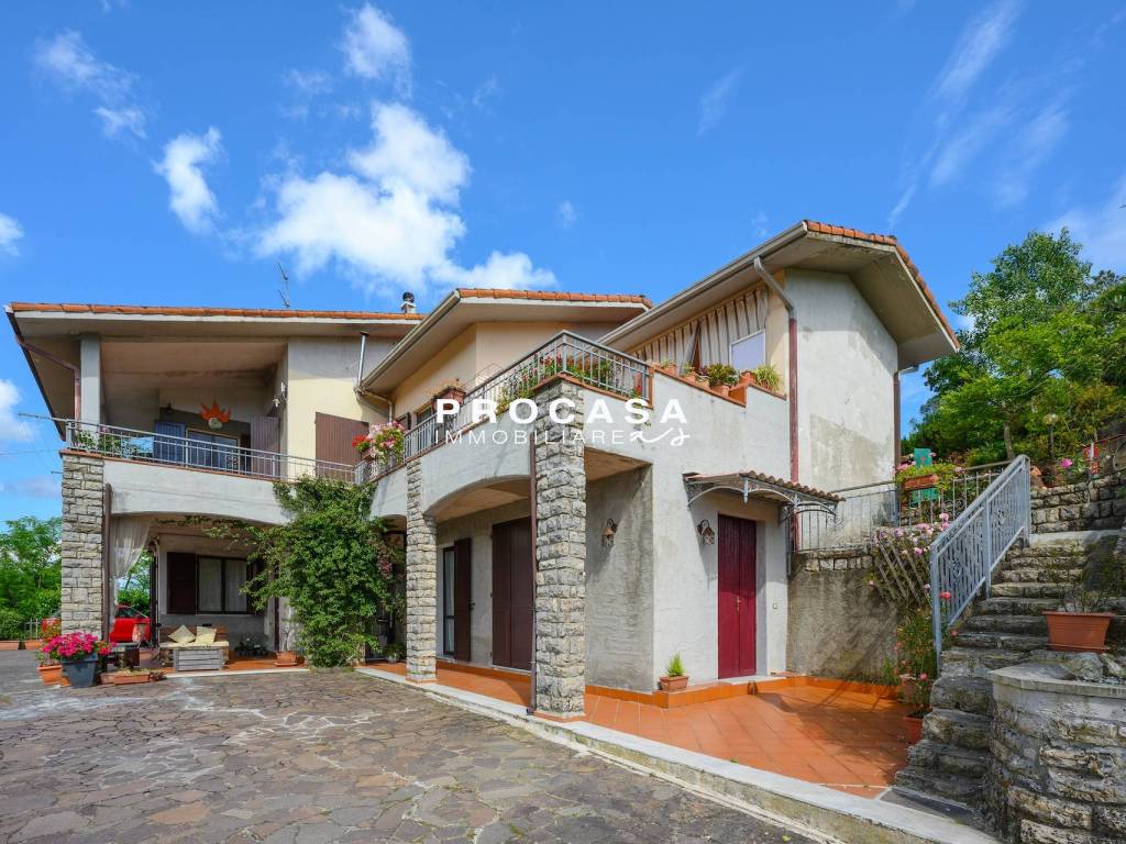 Villa a La spezia in Via Buonviaggio - Foto 4