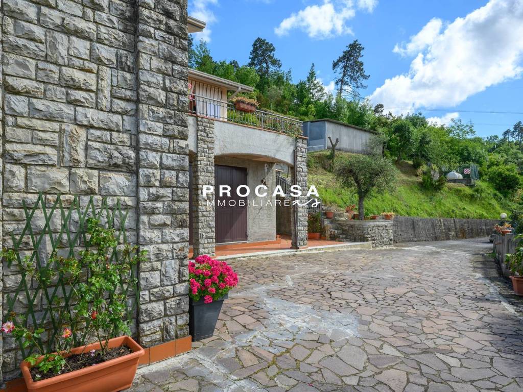 Villa a La spezia in Via Buonviaggio - Foto 5