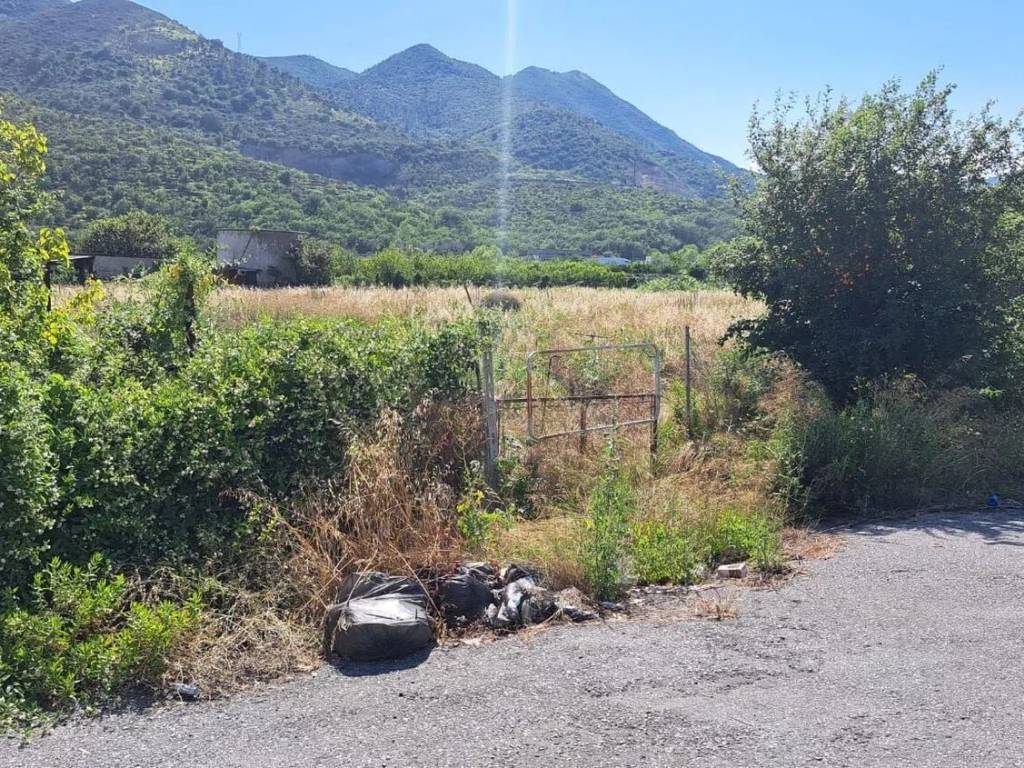 Terreno a Borghetto santo spirito in Via Borghetto Santo Spirito S.N.C. - Foto 2