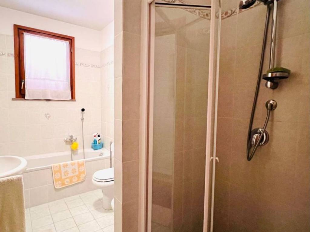 Appartamento a Montecatini-terme in Viale Dante Alighieri, 12 - Foto 5
