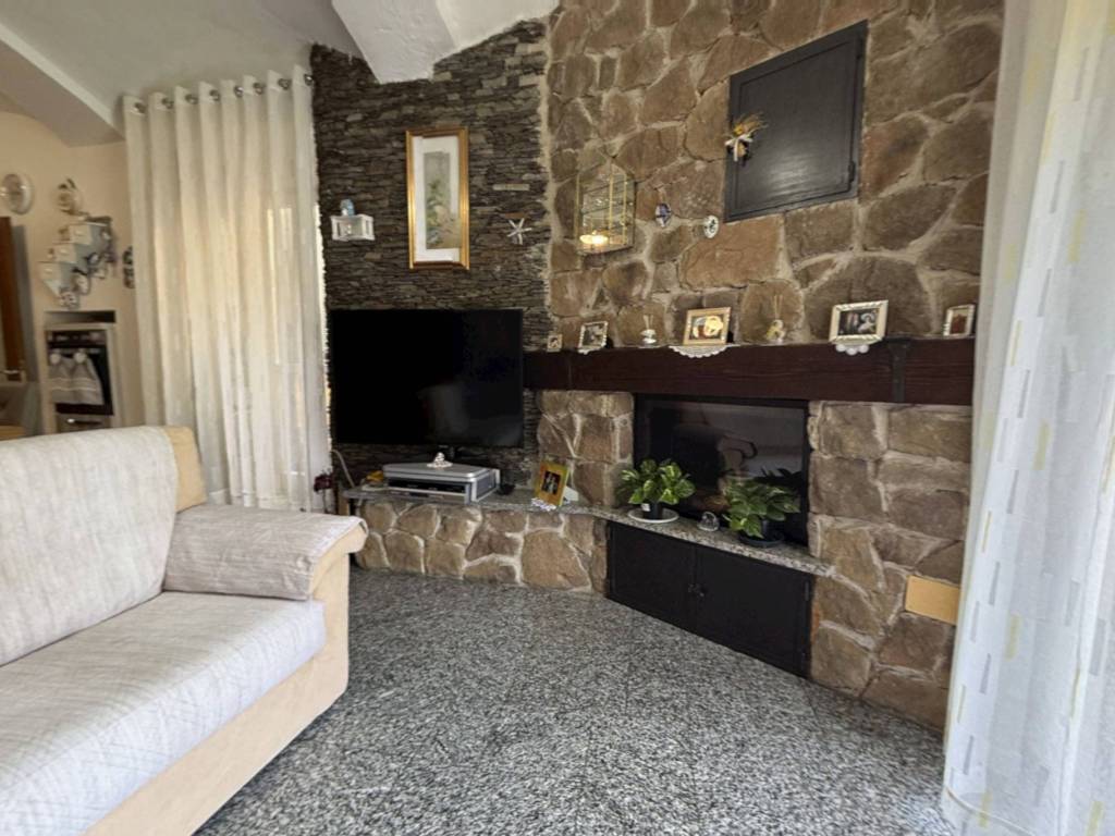 Appartamento a Verbania in Via Maurizio Muller, 100 - Foto 3