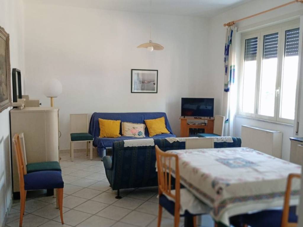 Appartamento a Gaeta in Via Emanuele Filiberto, 9 - Foto 5