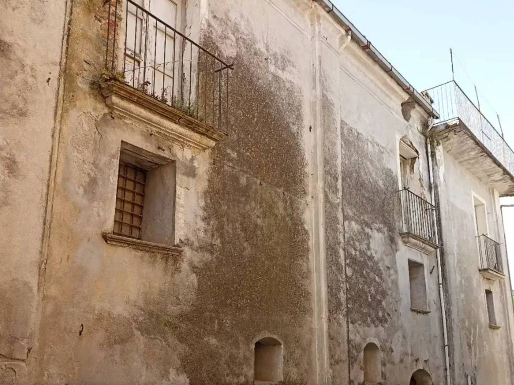 Palazzo / stabile a San mango d'aquino in Via Maresciallo Manfredi - Foto 5