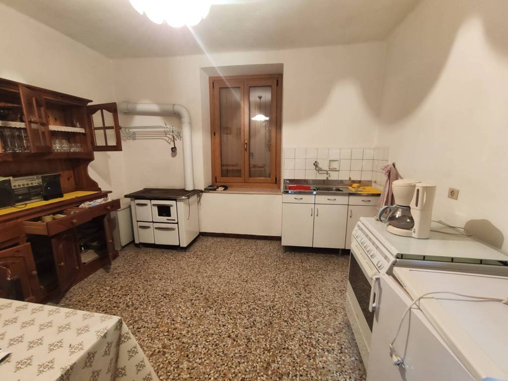 Casa indipendente a Tolmezzo in Via Cristoforo Colombo, 8 - Foto 5