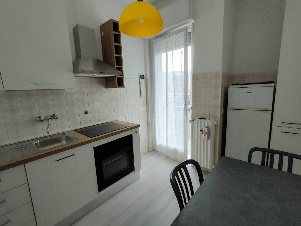 Appartamento a Como in Via Italia Libera, 21 - Foto 5