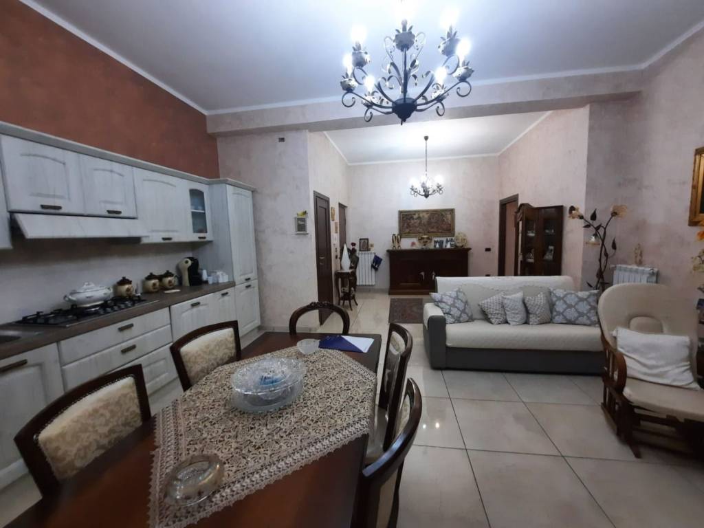 Appartamento a Teverola in Via Provle Teverola Casaluce I Traversa - Foto 3