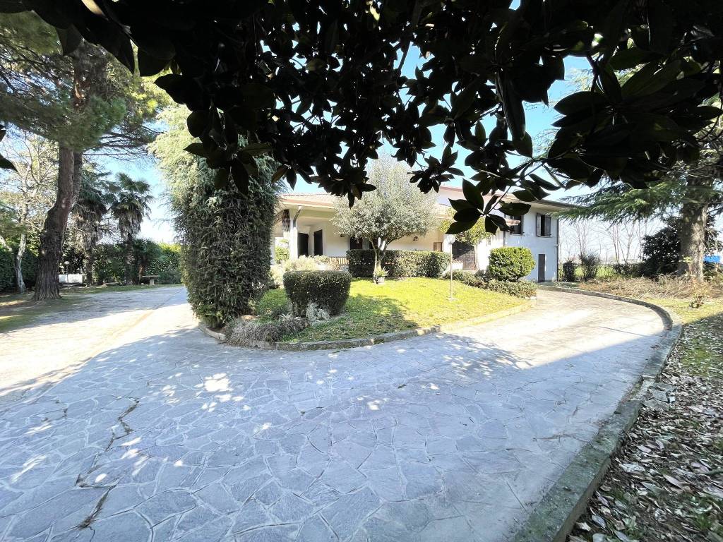 Villa a Curtarolo in Via Valsugana, 70 - Foto 3