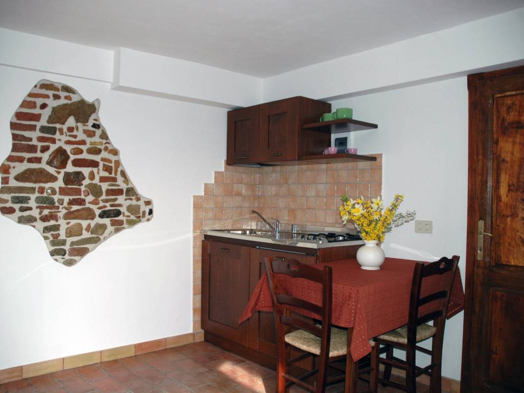 Rustico / casale a Deruta in str. del colle delle forche 2 - Foto 4