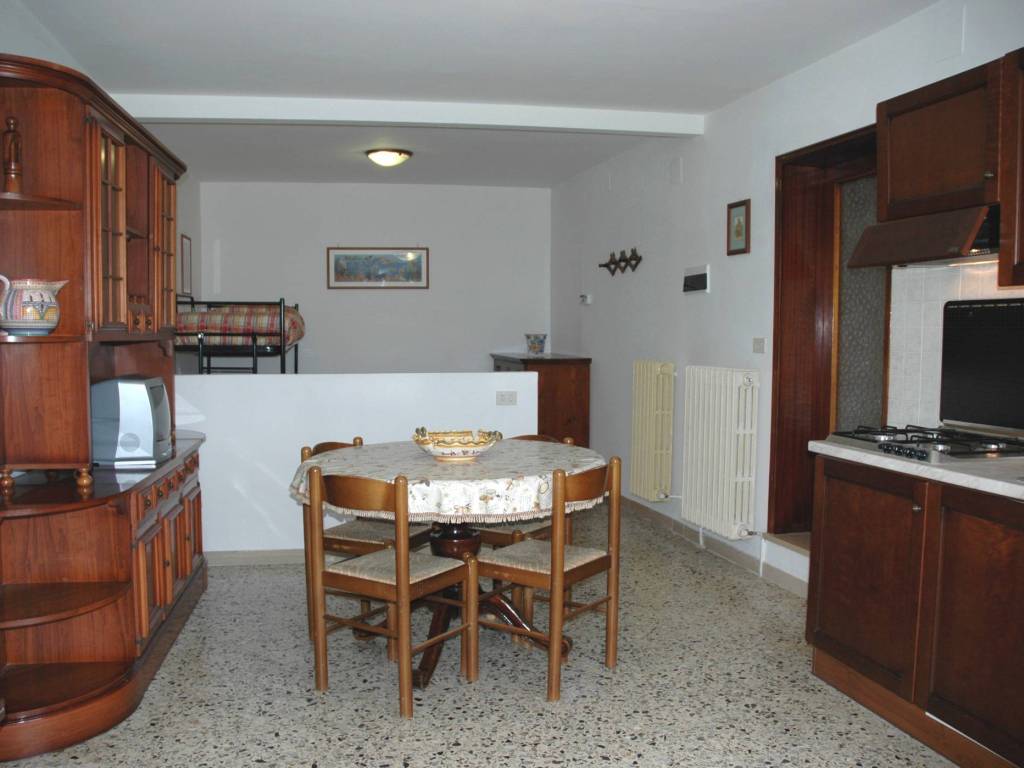 Rustico / casale a Deruta in str. del colle delle forche 2 - Foto 5